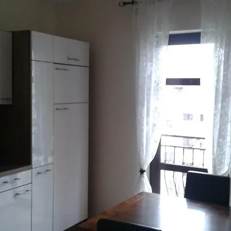 2 In Einem Haus 2 Km Vom Zentrum Leipzigs Appartement *