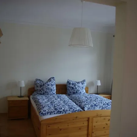 2 In Einem Haus 2 Km Vom Zentrum Leipzigs Appartement *