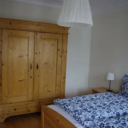 Appartement 2 In Einem Haus 2 Km Vom Zentrum Leipzigs